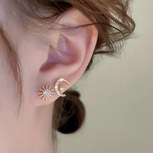 Magical Gold Celestial Crescent Moon & Star CZ Rhinestone Stud Earrings NEW